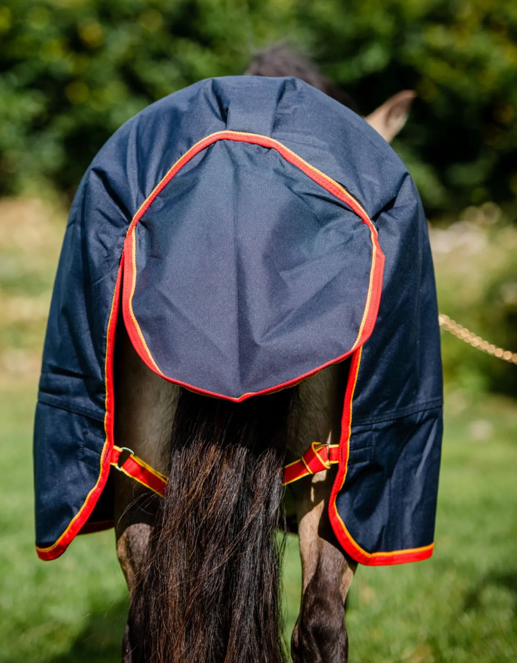 Mackey Equi-sentail light turnout rug